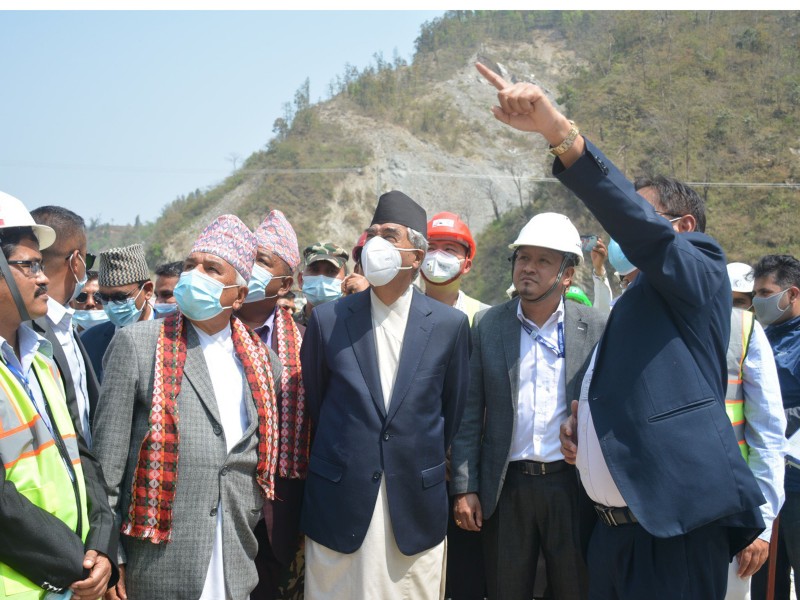 काम समयमै सम्पन्न गर्न प्रधानमन्त्रीको निर्देशन