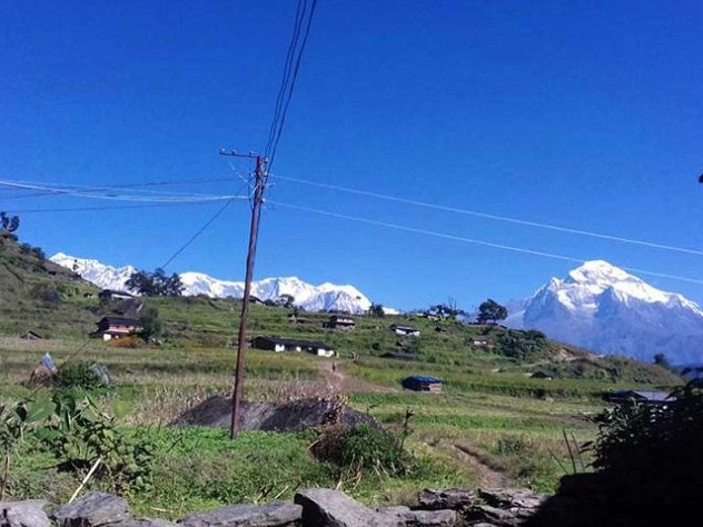 दुरलेकमा पदमार्ग र आश्रयस्थल निर्माण 