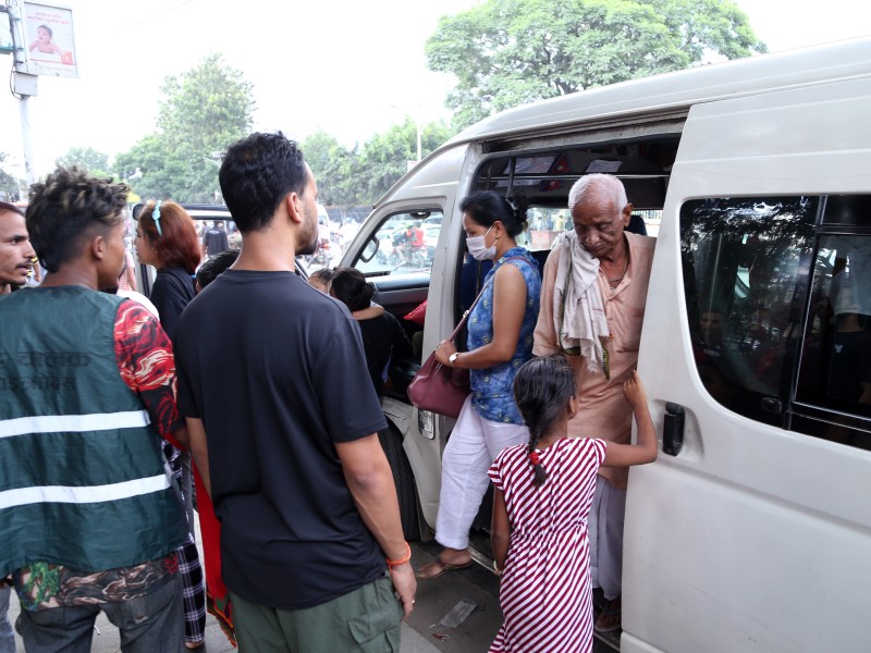 कहिल्यै सुधार भएन सार्वजनिक यातायात