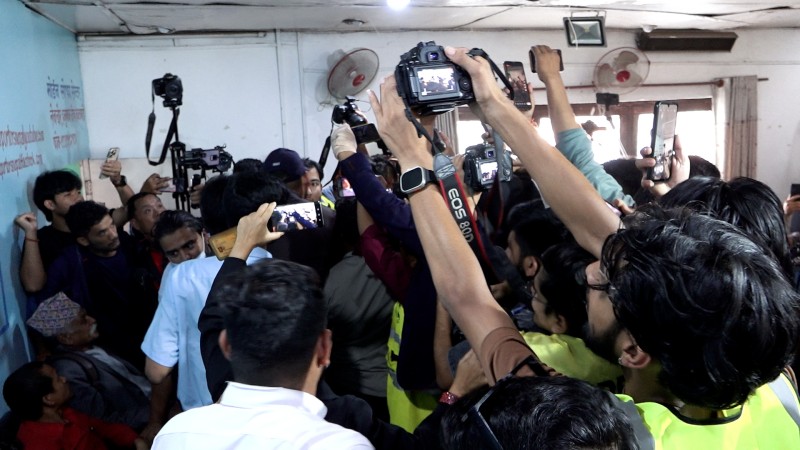 जेनजीहरुबीच विवाद चर्कियो, कार्यक्रमस्थलमै झडप
