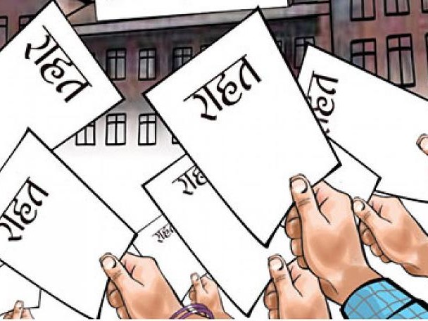 राहतका पर्खाइमा गोबरगाढाका बाढीपीडित