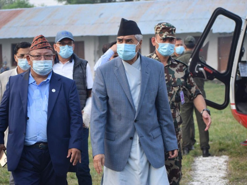 विपद्का बेला राजनीतिभन्दा माथि उठेर काम गर्न प्रधानमन्त्रीको आग्रह