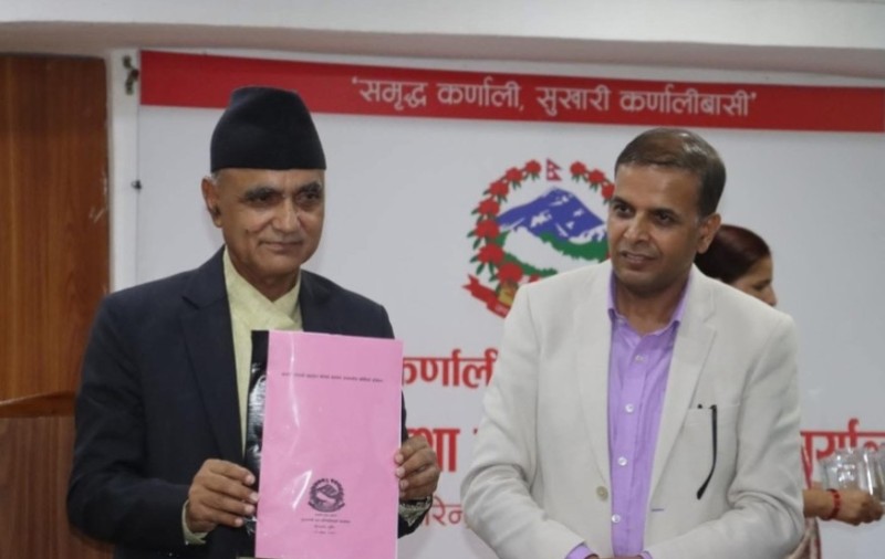 कर्णालीमा प्रशासनिक संरचना पुनर्संरचना हुँदै, मन्त्रालय घटाएर ६ बनाउने सिफारिस