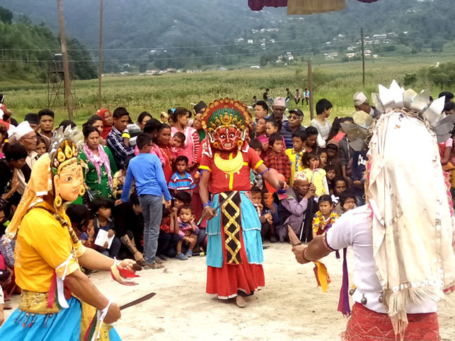 मकवानपुरमा हिलेजात्रा मनाइयो