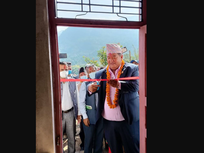 सहिदको स्मृतिमा भवन निर्माण, मन्त्री श्रेष्ठद्वारा उद्घाटन
