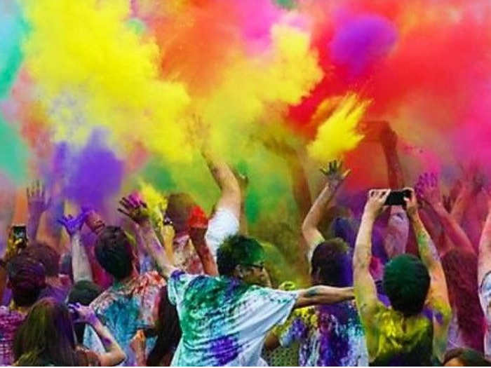 होलीमा जथाभावी रङ दल्नेलाई पक्राउ गरिने