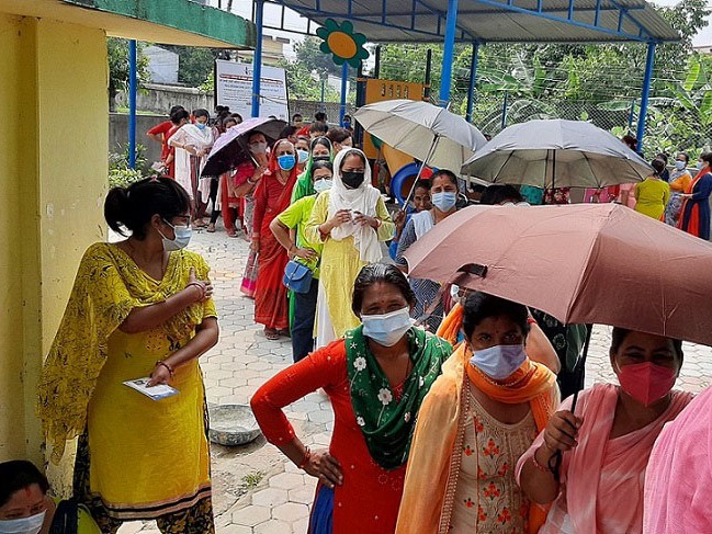 नागरिकलाई कोरोनाविरुद्धको दोस्रो डोज खोप 