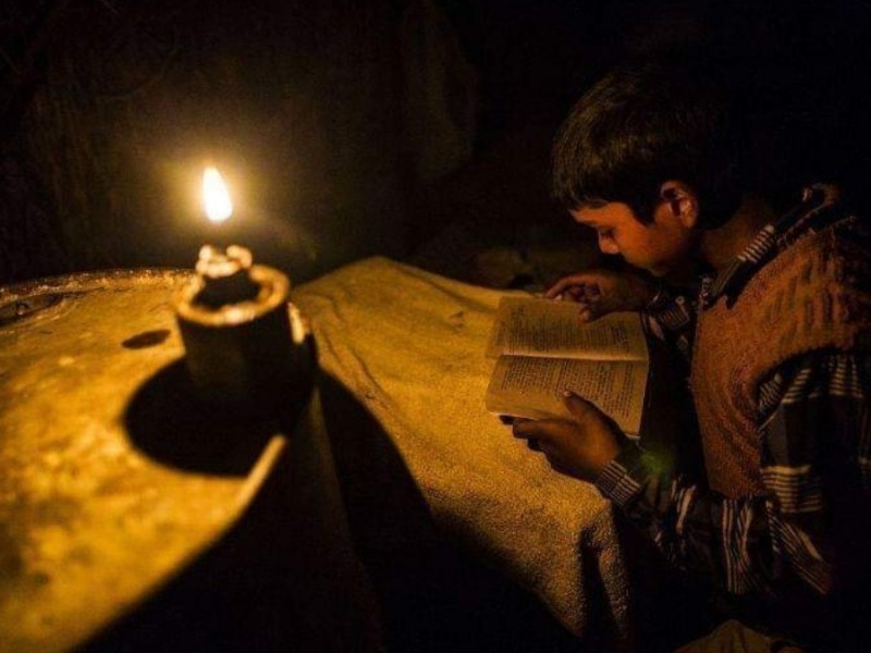 डोटीका केही क्षेत्र अझै अन्धकारमा