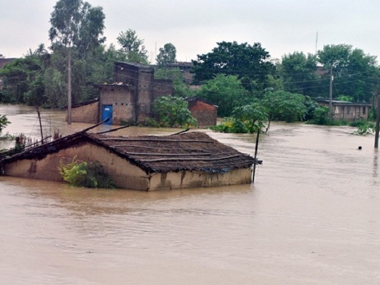  बाढी आउँदा १३ घरपरिवार विस्थापित
