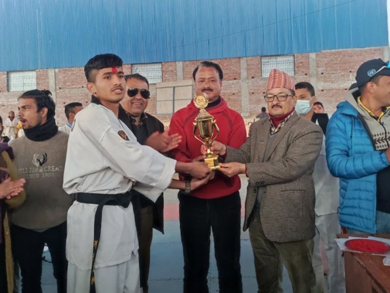 सुर्खेतको हातमा प्रथम प्रदेश स्तरीय तेक्वान्दो उपाधि