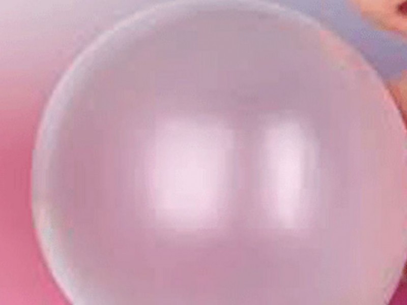 नेपालीले चुइगम पड्काएरै ४१ करोड सके