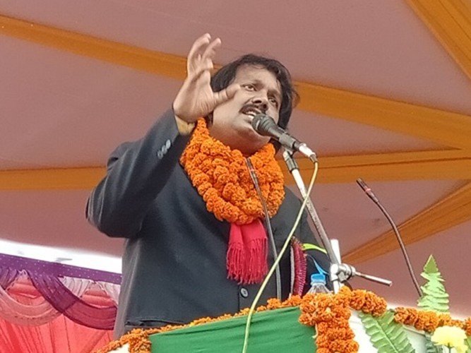 देश विकासका लागि  भ्रष्टाचार रोक्नुपर्ने : सिके राउत