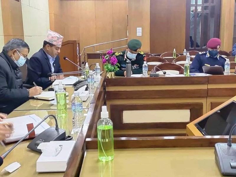 निर्वाचनबारे सुरक्षा निकायका प्रमुखबीच छलफल