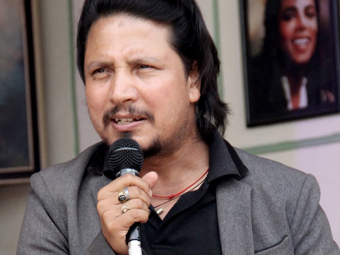 ‘कमरेड प्रचण्ड पुरानो बुर्जुवा शिक्षा सामन्तीहरूको शिक्षा हो’- दिपकराज