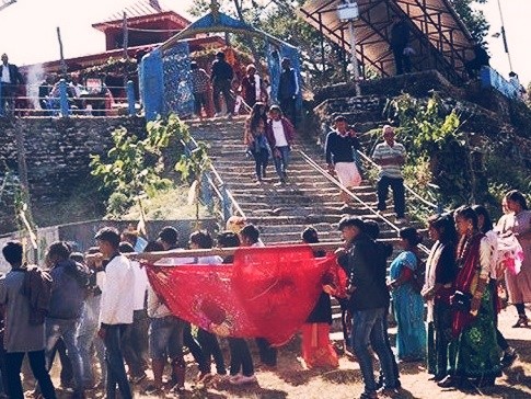 थानीमाईमा १८ फूलको डोली भित्र्याइयो