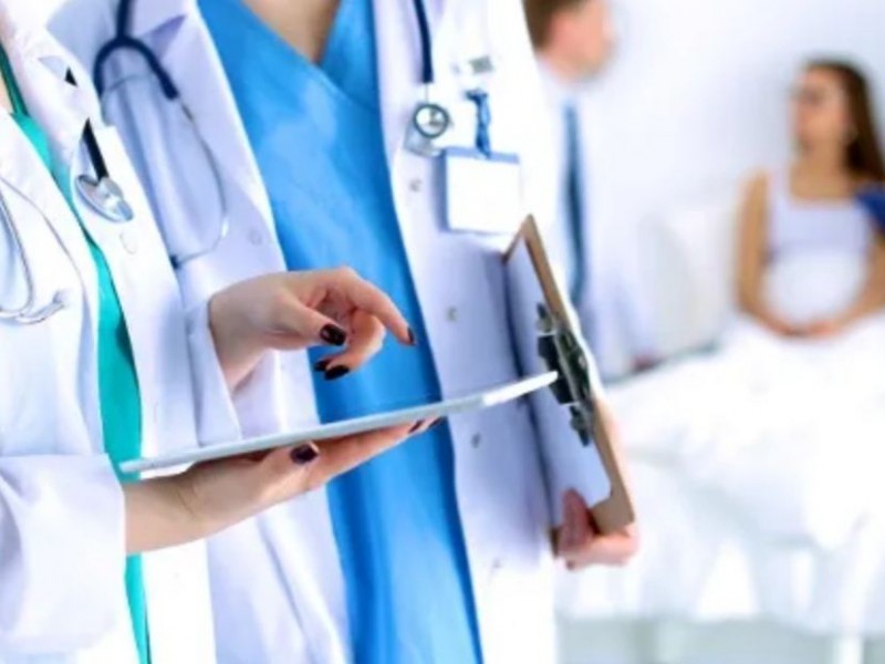 कर्णाली प्रतिष्ठानका स्वास्थ्यकर्मी नियमित सेवामा 