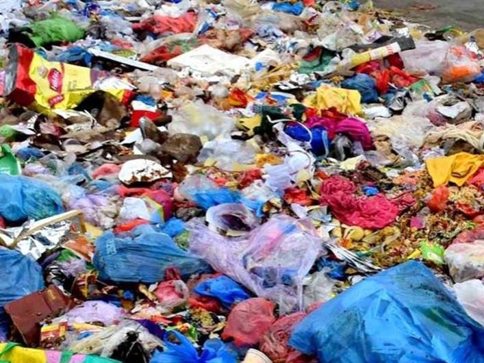 बजारको आसपास फोहरले भरिए