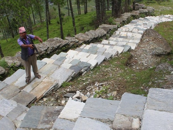 ढोलठानामा सोह्रौँ शताब्दीका सामग्री भेटिए