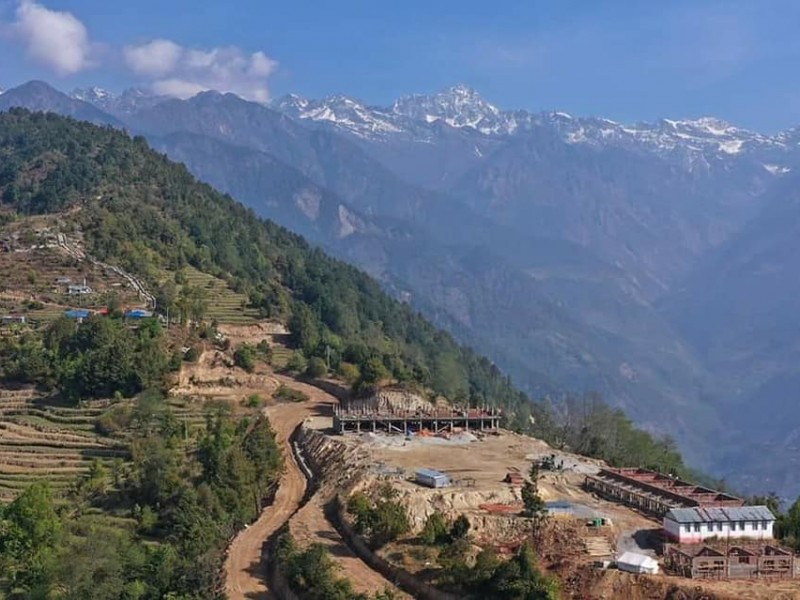 सडक सञ्जालबाट टाढा भयो हेलम्बु