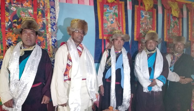 जहाँ पाहुनाको स्वागत परम्परागत पोसाकले गरिन्छ