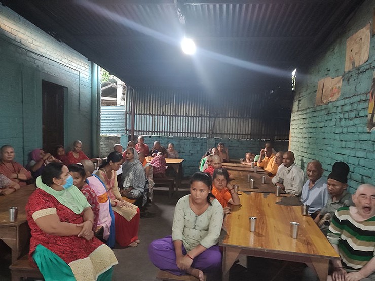 निःशुल्क उपचारपछि जन्मियो चितवन मानव सेवा आश्रम