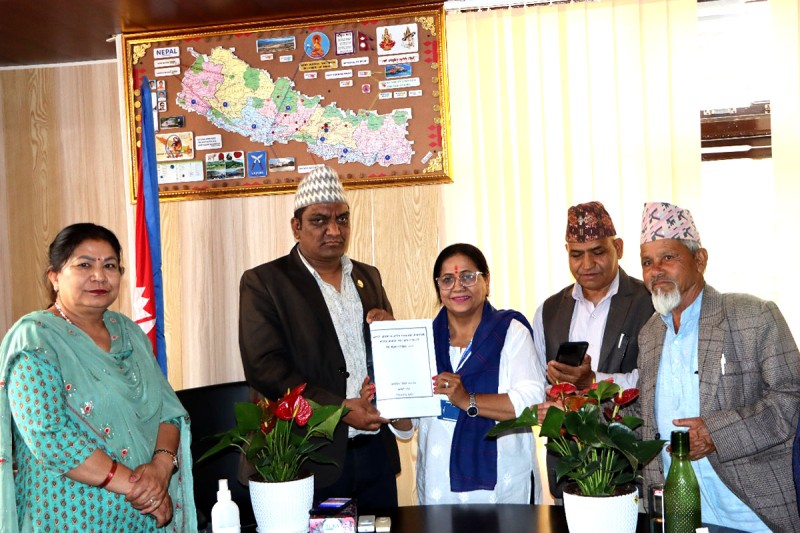 कर्णालीमा परम्परागत विद्यालयको अध्ययन