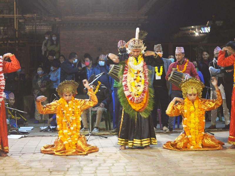 कात्तिक नाचमा  जल शयण–मधु–कैटव बध मञ्चन हुँदै
