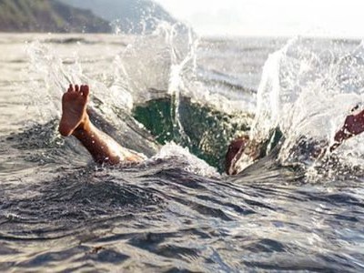 खोला तर्ने क्रममा प्रहरी बेपत्ता