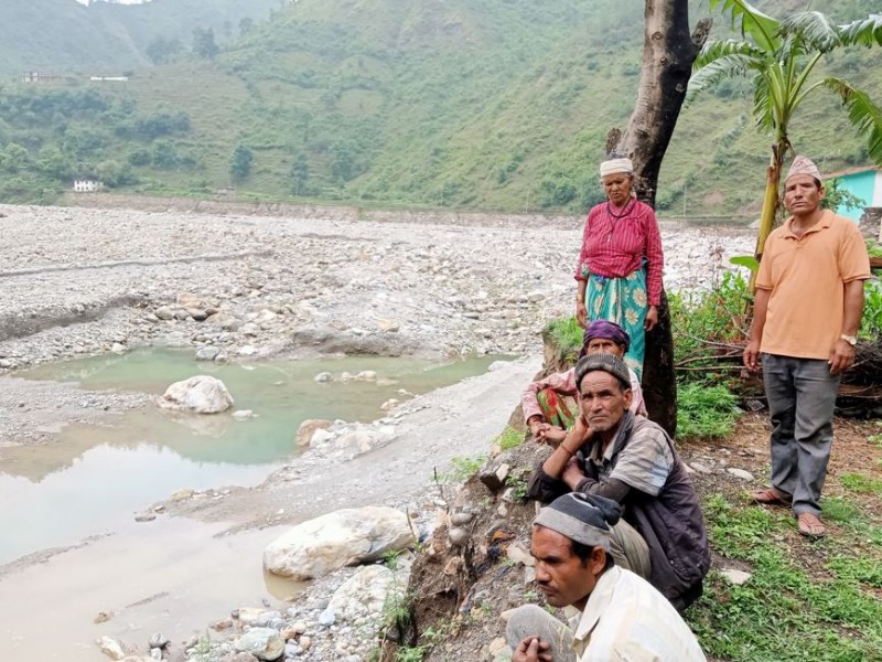 ‘राहतको पर्खाइमा बित्यो वर्षौ दिन’