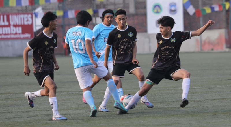 ल्होसार कप : खुम्बु र आमादब्लाको जित