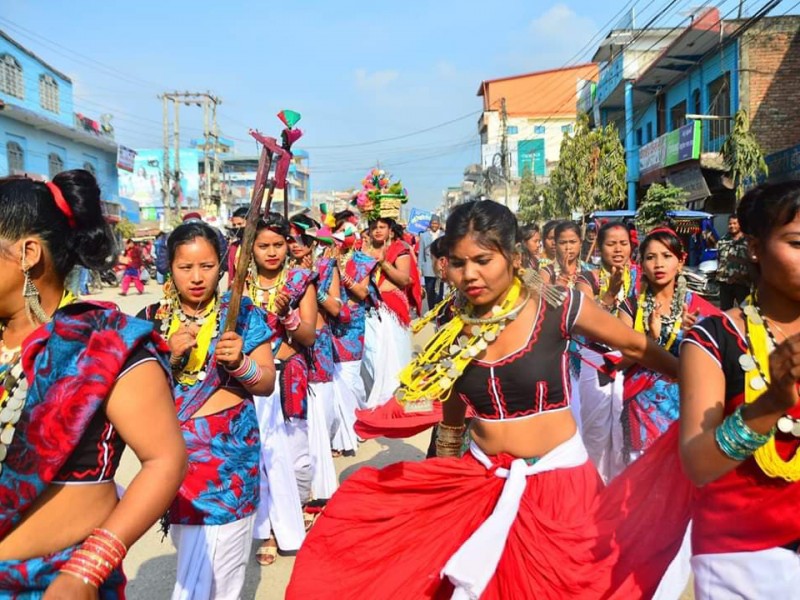 माघीपर्व मनाउँदै थारू समुदाय