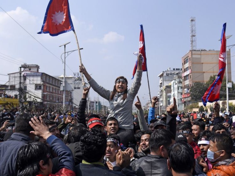 एमसीसीको विरोधमा ६ दलले गरे प्रदर्शन