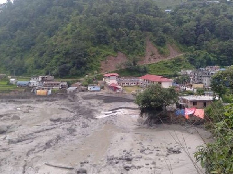 उच्च जोखिमका घरमा नबस्न मेलम्ची नगरपालिकाको अपिल