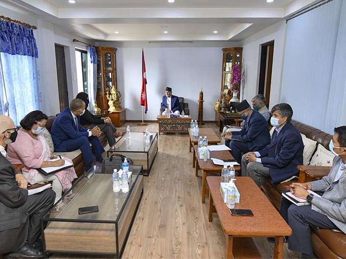 एमसीसी उपाध्यक्ष फातिम ओलीलाई भेट्न बालकोटमा