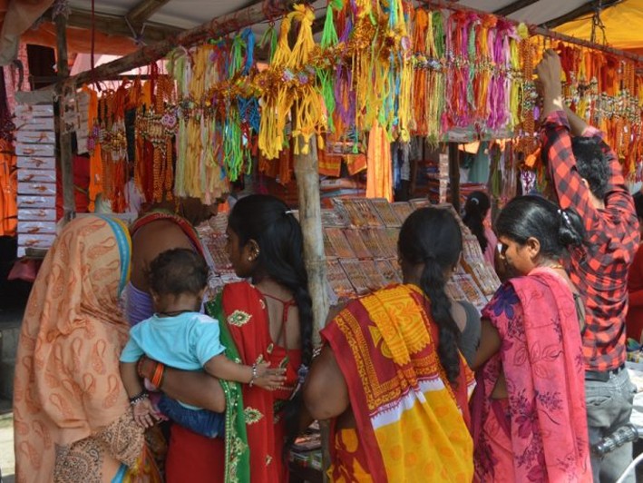 मिथिलाञ्चलमा राखी पर्वको रौनक- बज्न थाले माङ्गलिक धुन