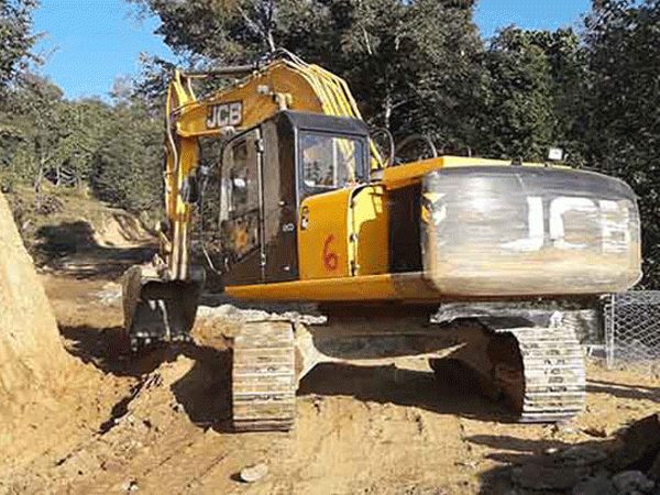 लोकमार्गको काममा ढिलासुस्ती हुँदा विरोध