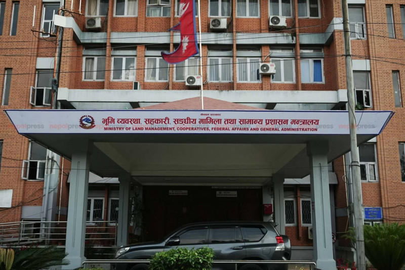 २४ जना उपसचिवको सरूवा (सूची)