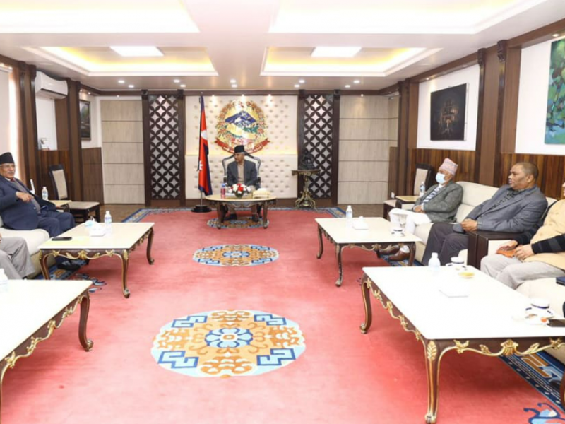 पेट्रोलियम पदार्थको मूल्य घटाउने गठबन्धनको निर्णय 