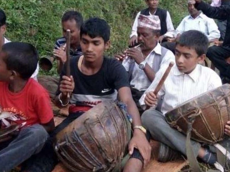 नौमती लोकबाजा संरक्षण गर्दै काठेखोला गाउँपालिका 