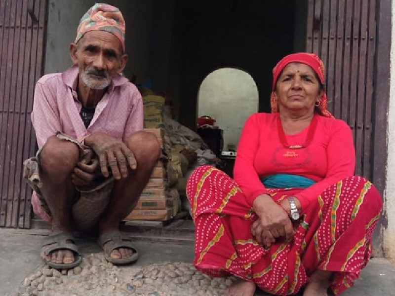 चाडबाड नजिकिँदा आउँछ परदेशी सन्तानको याद