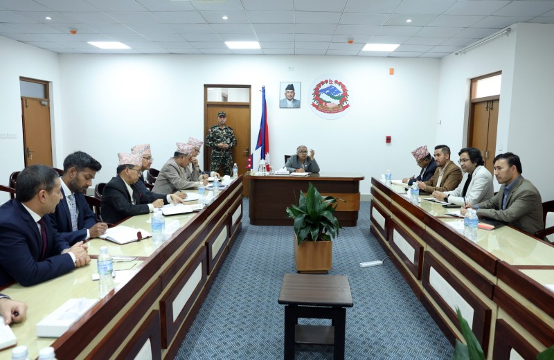 राहदानी सम्बन्धमा कुनै समस्या नहुने गरी काम गर्न प्रधानमन्त्री कार्कीको निर्देशन