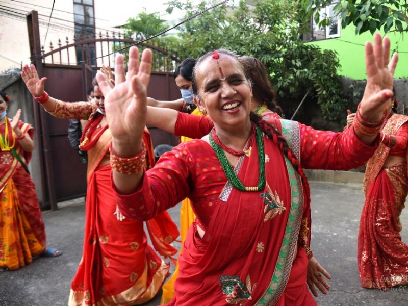 कोरोनाले सुनसान तीज