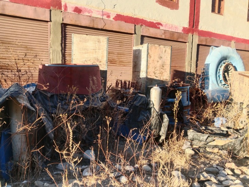 तिला लघुजलविद्युत् आयोजनाका उपकरण अलपत्र