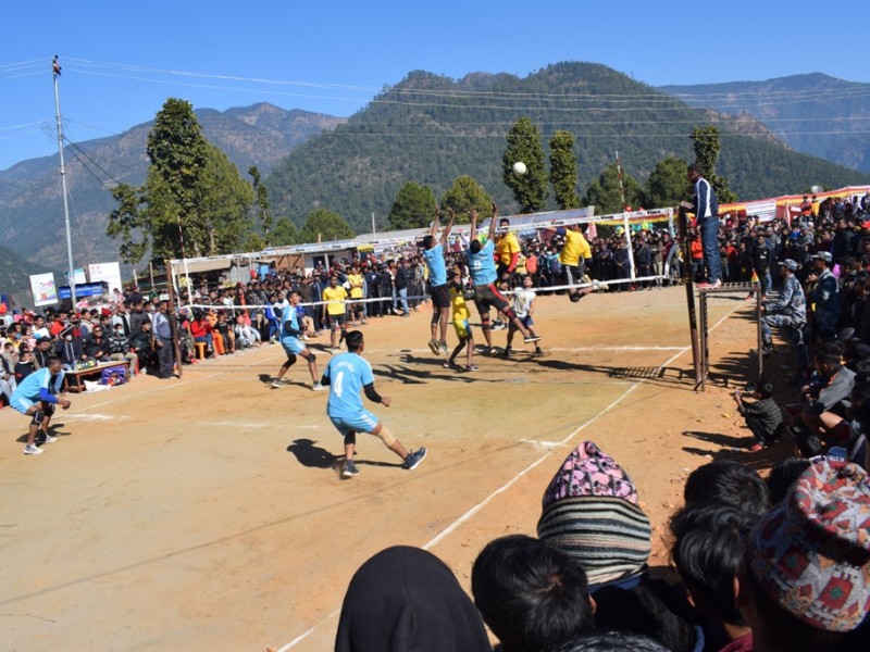 जाजरकोटमा मेला लगाउन विद्यालय बन्द