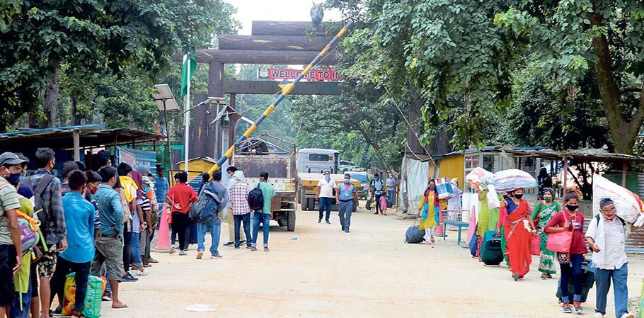 काम खोज्न भारत जानेको लर्को  