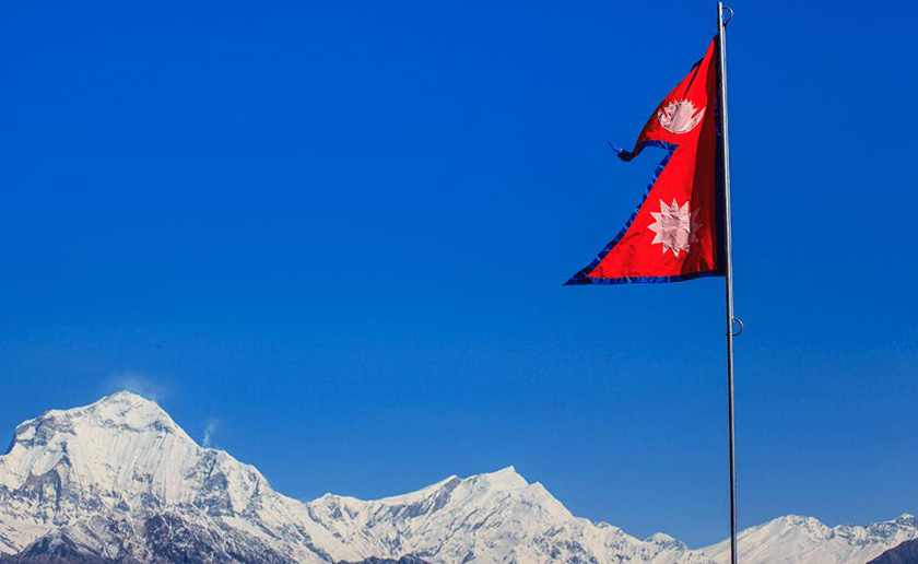 राष्ट्रिय झण्डासहितको स्तम्भ बेगनासको आकर्षण 