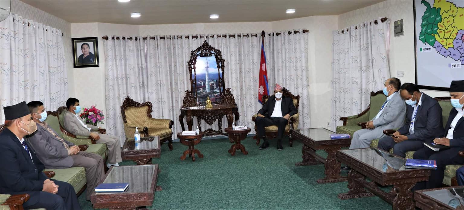 प्रभावकारी बैंकिङ सेवा प्रदान गर्न सभामुखको आग्रह 