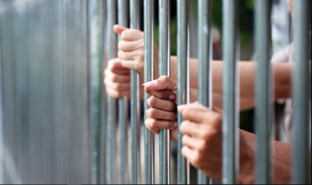 आक्रमणमा ११ जनाको मृत्यु, २५२ बन्दी भागे