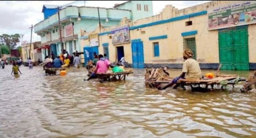 मलेसियामा बाढीबाट १७ को मृत्यु, ७० हजार जना विस्थापित