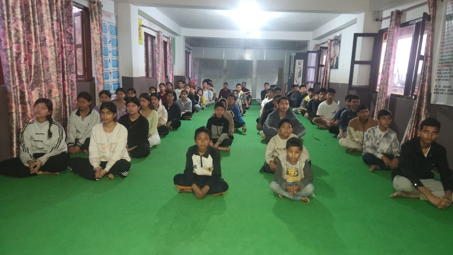विद्यार्थीलाई उत्प्रेरणाका लागि योग शिविर सञ्चालन
